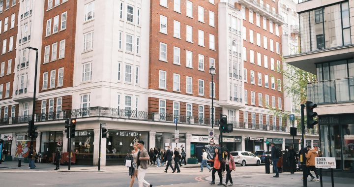 UK economy grew by 0.5% February