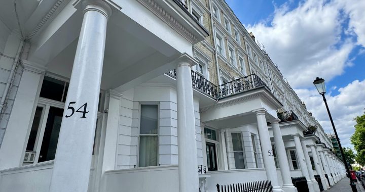Is it true that British Indians in London owns more property and real estate property then the white Britishers themselves in London City?