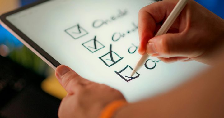 Almost done with school, bills are piling up ,looking for any form of writing gig (new here, low karma)